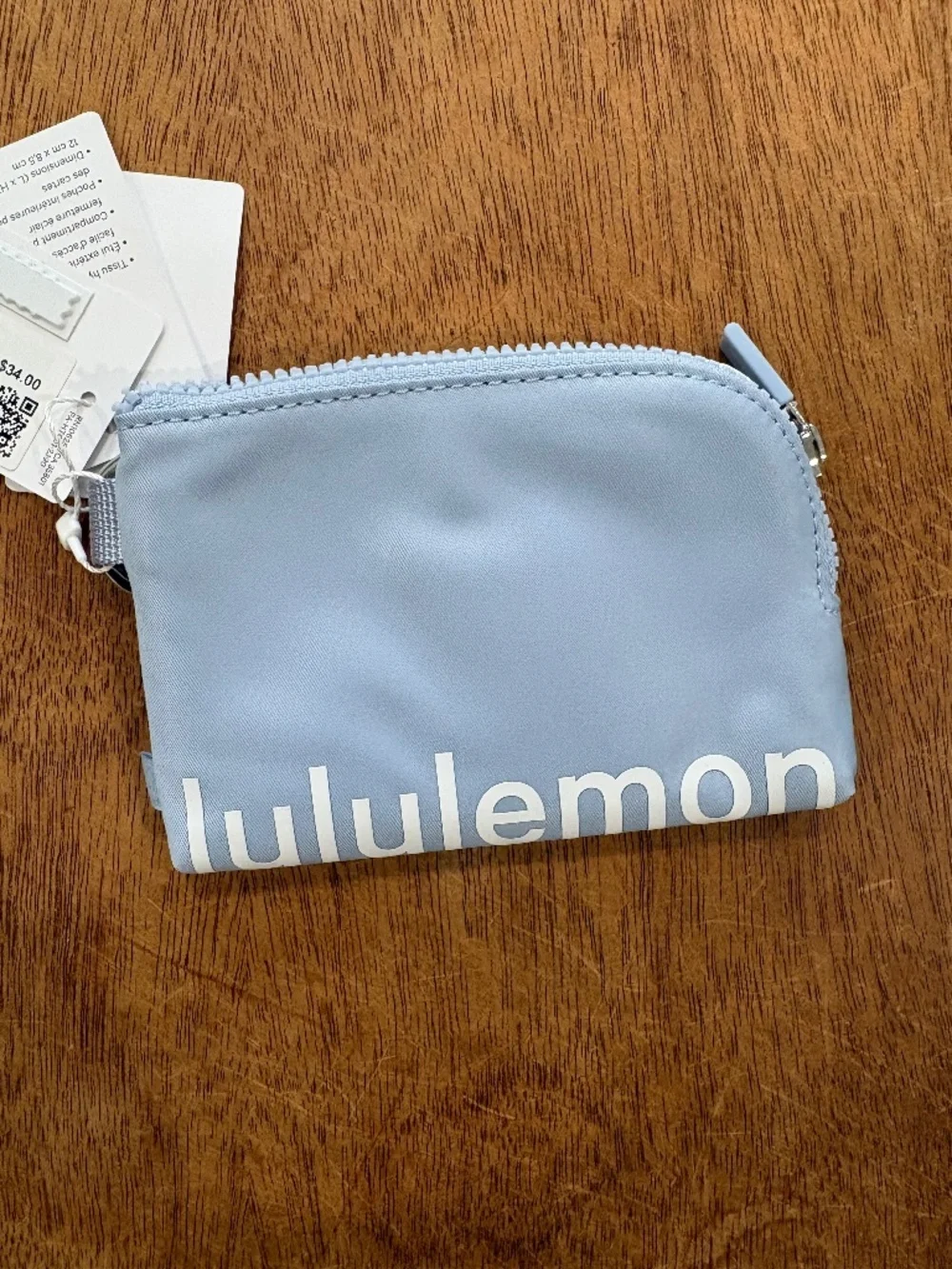 Lululemon Clippable card pouch